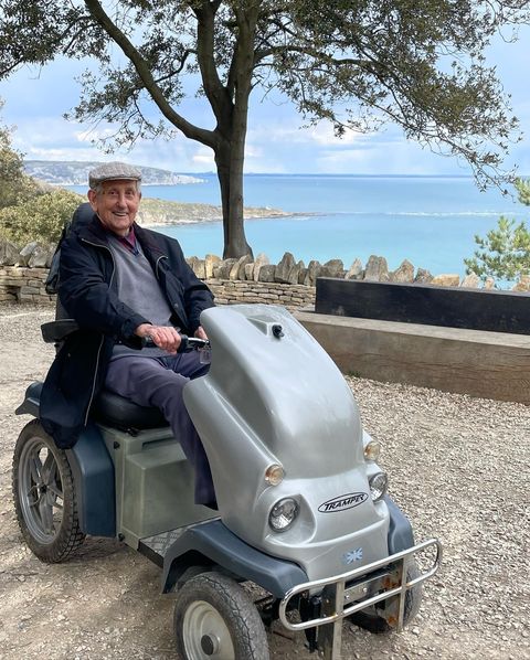 Visitor on tramper in front of beautiful view