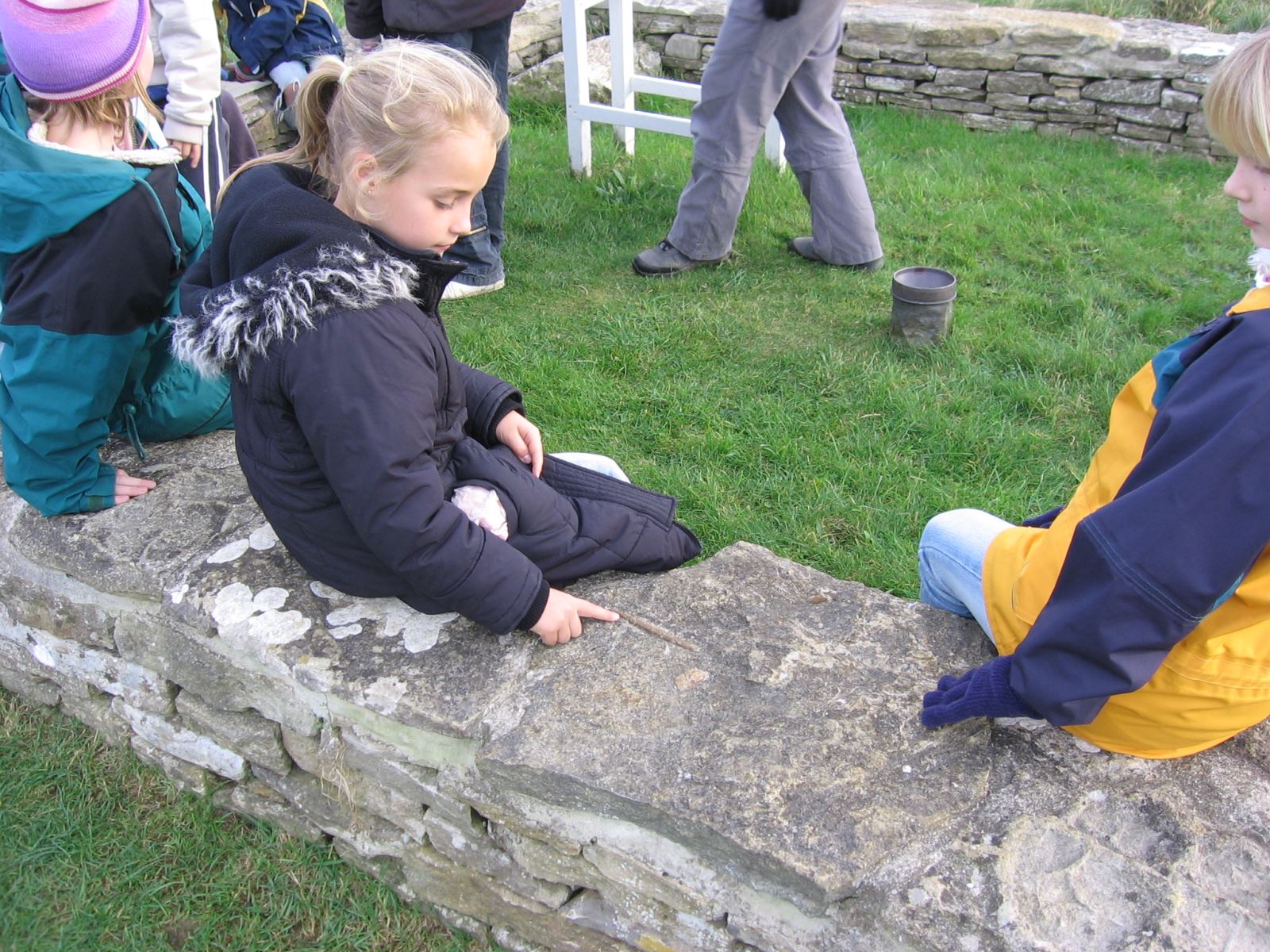 Group children on Fossil Wall 